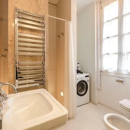 Piazza Maggiore Apartment *